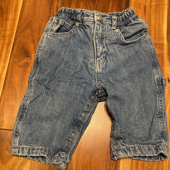 Boy’s Size 6-12 Months Bundle: Tommy Polo, GAP Corduroy Pants & Place Jeans - Picture 7 of 12